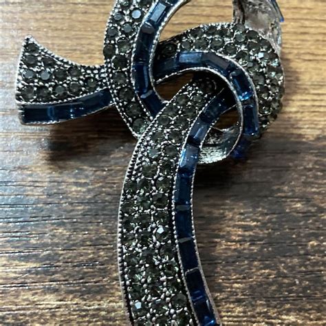 Marcasite Bow Brooch - Etsy