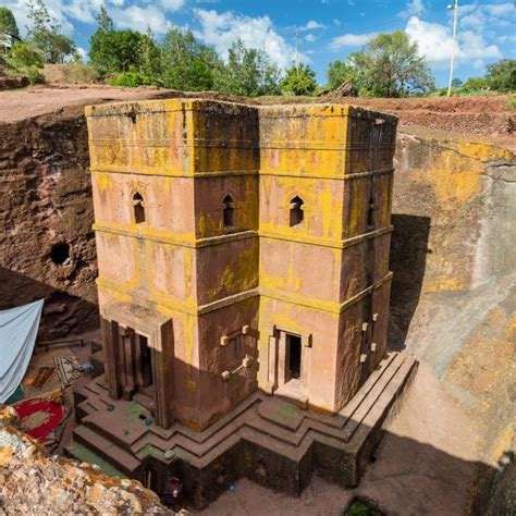 Places of Worship – Lalibela Rock-Hewn Churches | The Review of Religions