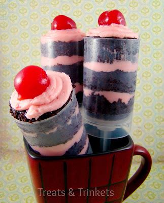 Treats & Trinkets: Chocolate Cherry Push Up Cake Pops