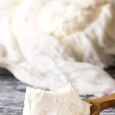 Best Mascarpone Cheese Substitute (11 Easy Alternatives For Recipes!)