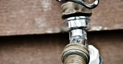 Types of Outside Water Faucets | eHow UK