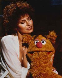 Episode 311: Raquel Welch | Muppet Wiki | Fandom