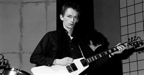 Keith Levene: Legendary guitarist and The Clash co-founder dies at 65 | MEAWW