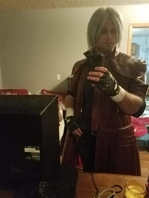 I made a Devil May Cry 5 Dante Cosplay, heres a test shot (sorry it's ...