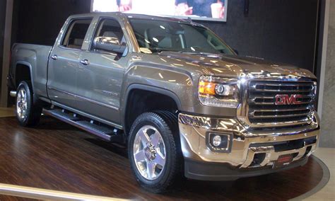 2014 GMC Sierra 2500HD 2WD Crew Cab 153.7" Denali