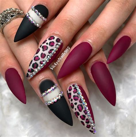 70 Dashing Maroon Nails For Fall 2020 - The Glossychic