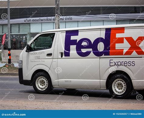 Fedex logistic van editorial photography. Image of thai - 152326557