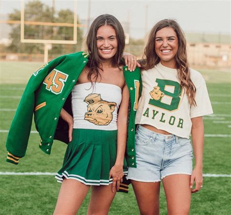 College gameday outfit inspiration | cute game day outfit ideas | game-day outfit inspo | green ...