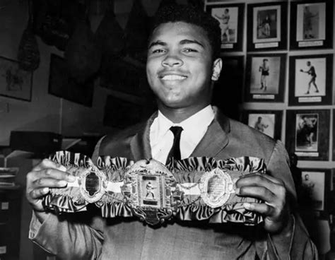 Remembering Muhammad Ali: The Record-Breaking Boxing Champion