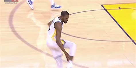 VIDEO: Kevin Durant injures leg but it appears he did not tear Achilles - Business Insider