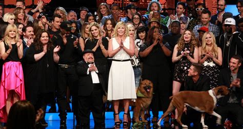 Applause from Chelsea Lately Finale | E! News