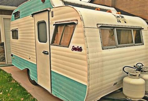 5 vintage campers for sale right now - Curbed