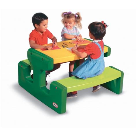 Save On Toys!: Little Tikes Picnic Table