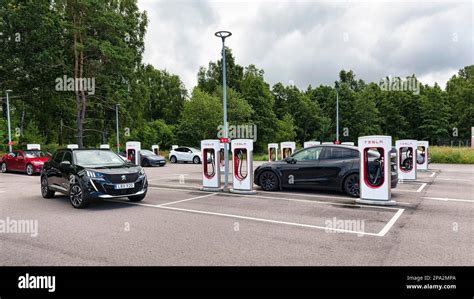 Tesla charging stations for electric vehicles, Supercharger, electric ...