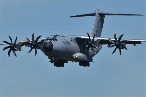 Airbus A400M. The A stands for AbsoluteUnit : r/AbsoluteUnits