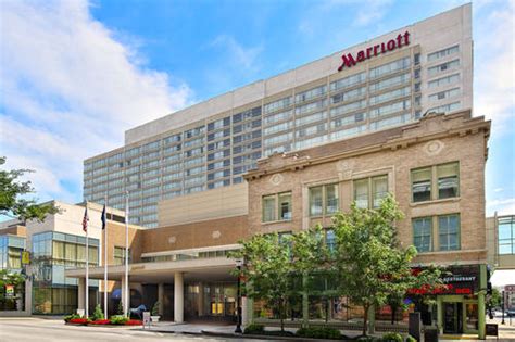 Louisville Marriott Downtown - Louisville KY | AAA.com