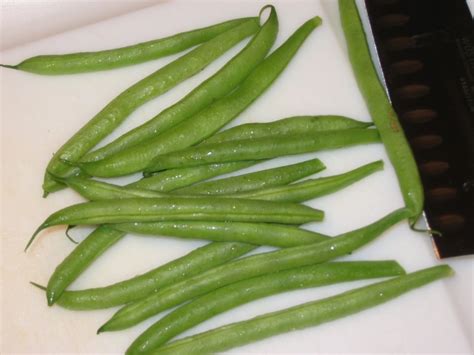 The Pearl Onion: String Beans with Garlic Mustard Vinaigrette