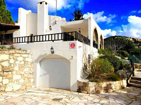 Home with unobstructed sea view in Tala village