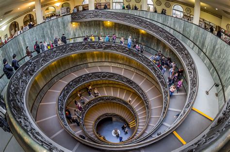 SPIRAL STAIRCASE IN VATICAN MUSEUM This exquisite double-helix ...