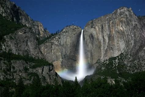 What are moonbows? | Water droplets, Atmospheric phenomenon, Yosemite falls