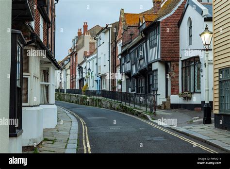 Old town hastings uk hi-res stock photography and images - Alamy