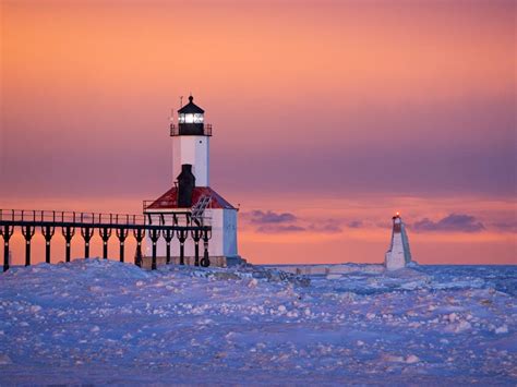 St. Joseph Lighthouses, MichiganThe St. Joseph Lighthouses attempt to withstand the elements on ...