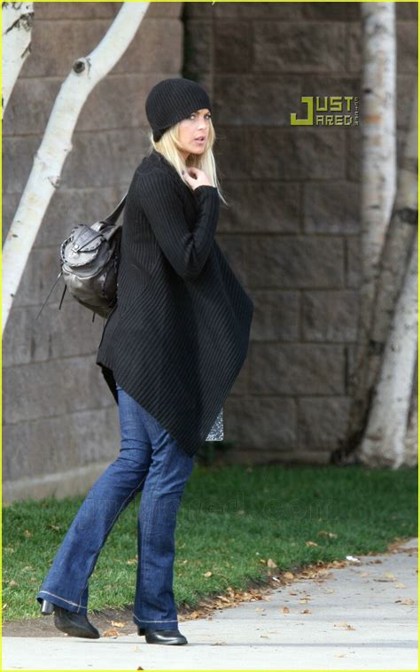 Lindsay Lohan Checks Outta Rehab: Photo 642821 | Photos | Just Jared ...