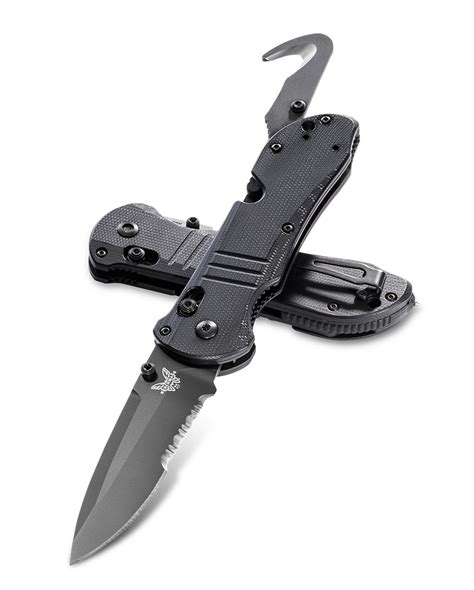 Benchmade Triage Goes Tactical