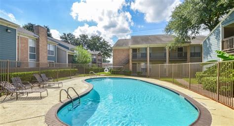 5401 Chimney Rock - 421 Reviews | Houston, TX Apartments for Rent | ApartmentRatings©