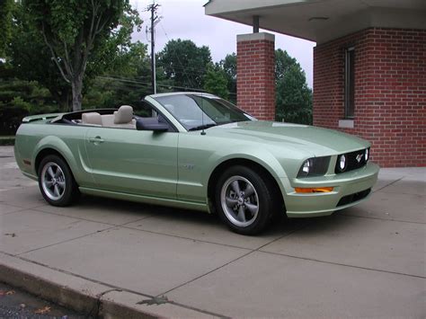 Beyond Car World: Mustang GT Convertible