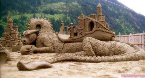 The Biggest and The BEST Sand Art Ever - Amazing Images & Photos