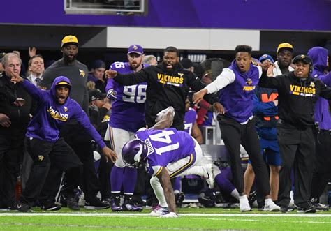 6 incredible photos from Stefon Diggs’ game-winning touchdown - Article ...