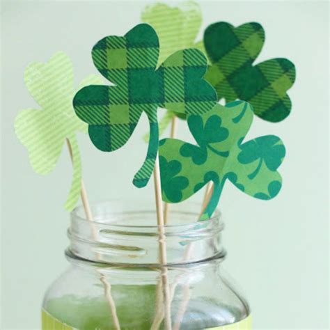 35+ St Patrick's Day Crafts For Kids - Easy St Paddy's Day Craft Ideas ...