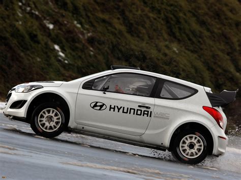 Images of Hyundai i20 WRC Prototype 2012 (2048x1536)