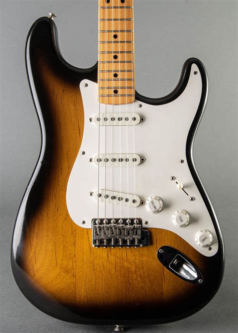 Fender American Vintage '62 Stratocaster 3-Color Sunburst 1986 – Chicago Music Exchange | lupon ...