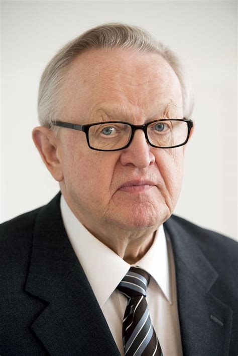 Martti Ahtisaari - Smoke Tree Manor