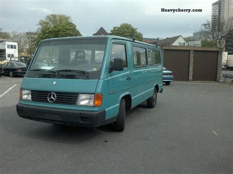 Mercedes-Benz MB 100-Long Version 1992 Box-type delivery van Photo and Specs