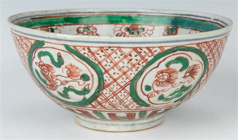 Lot 318: 5 Chinese Porcelain Bowls, Wucai & Ming | Case Auctions