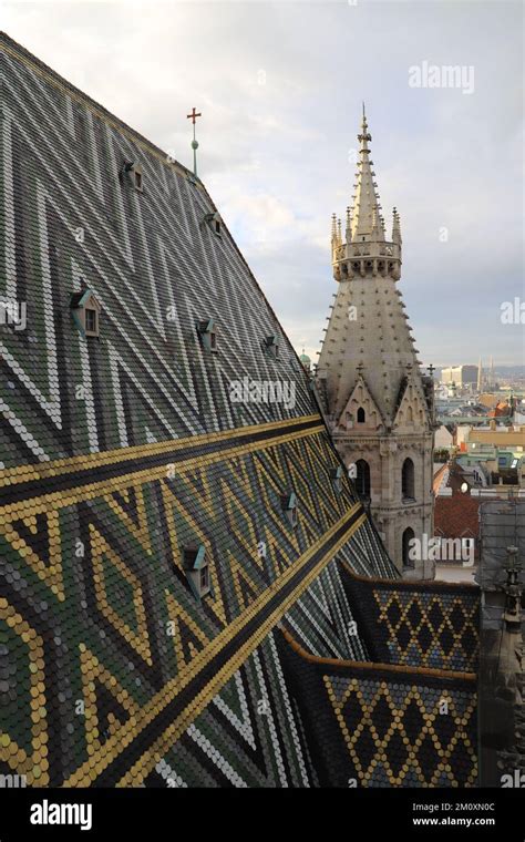 St Stephen's Cathedral, Stephansplatz, Vienna Stock Photo - Alamy