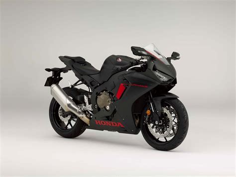 Here Is the Base Model 2017 Honda CBR1000RR