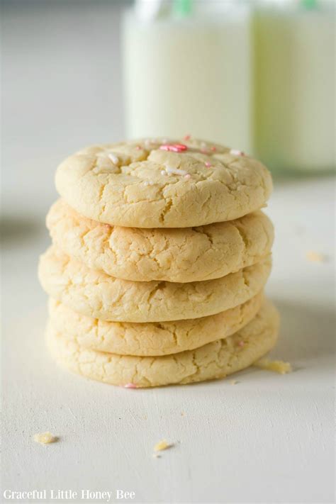 Cake Mix Sugar Cookies | Recipe | Sugar cookie recipe easy, Easy sugar ...