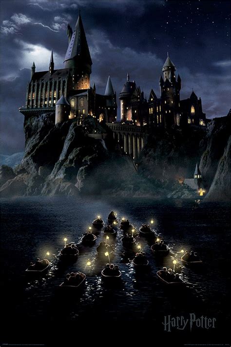 Harry Potter (Hogwarts Boats) Maxi Poster - Buy Online at Grindstore ...