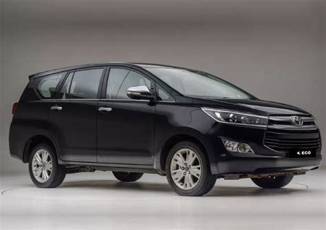 Toyota Innova Crysta Front Product Imgs 2