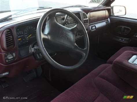 Red Interior 1997 Chevrolet C/K C1500 Silverado Extended Cab Photo #40080299 | GTCarLot.com