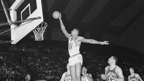 Measuring Up to Wilt Chamberlain May Take More Than Stats - The New ...