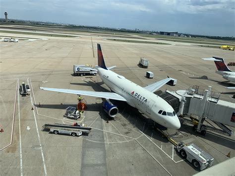 Review: Delta A319 Main Cabin Los Angeles to Dallas - TravelUpdate