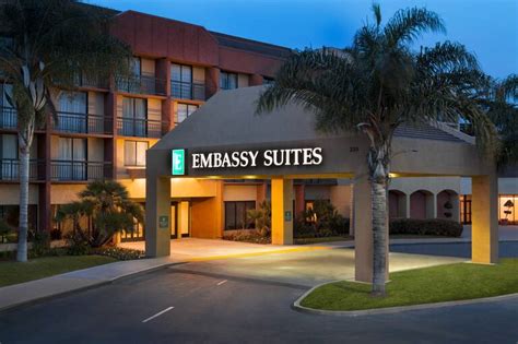 Embassy Suites Hotels in California, USA - Find Hotels - Hilton