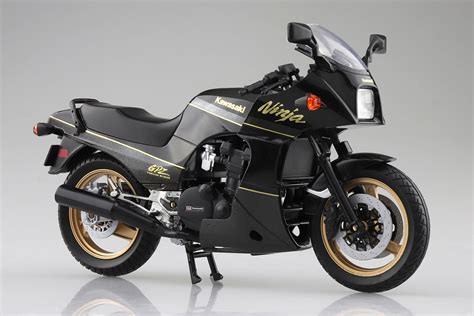 KAWASAKI GPz900R 黒/金｜株式会社 青島文化教材社