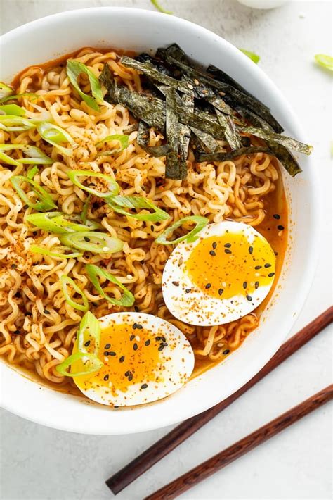 15-Minute Spicy Ramen | Cheap, Warm Lunch Ideas | POPSUGAR Food Photo 16