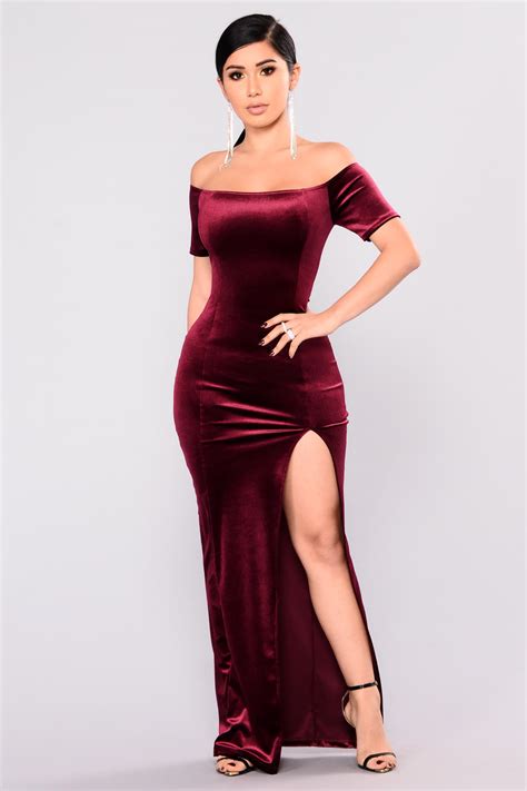 Upgrade Velvet Dress - Burgundy